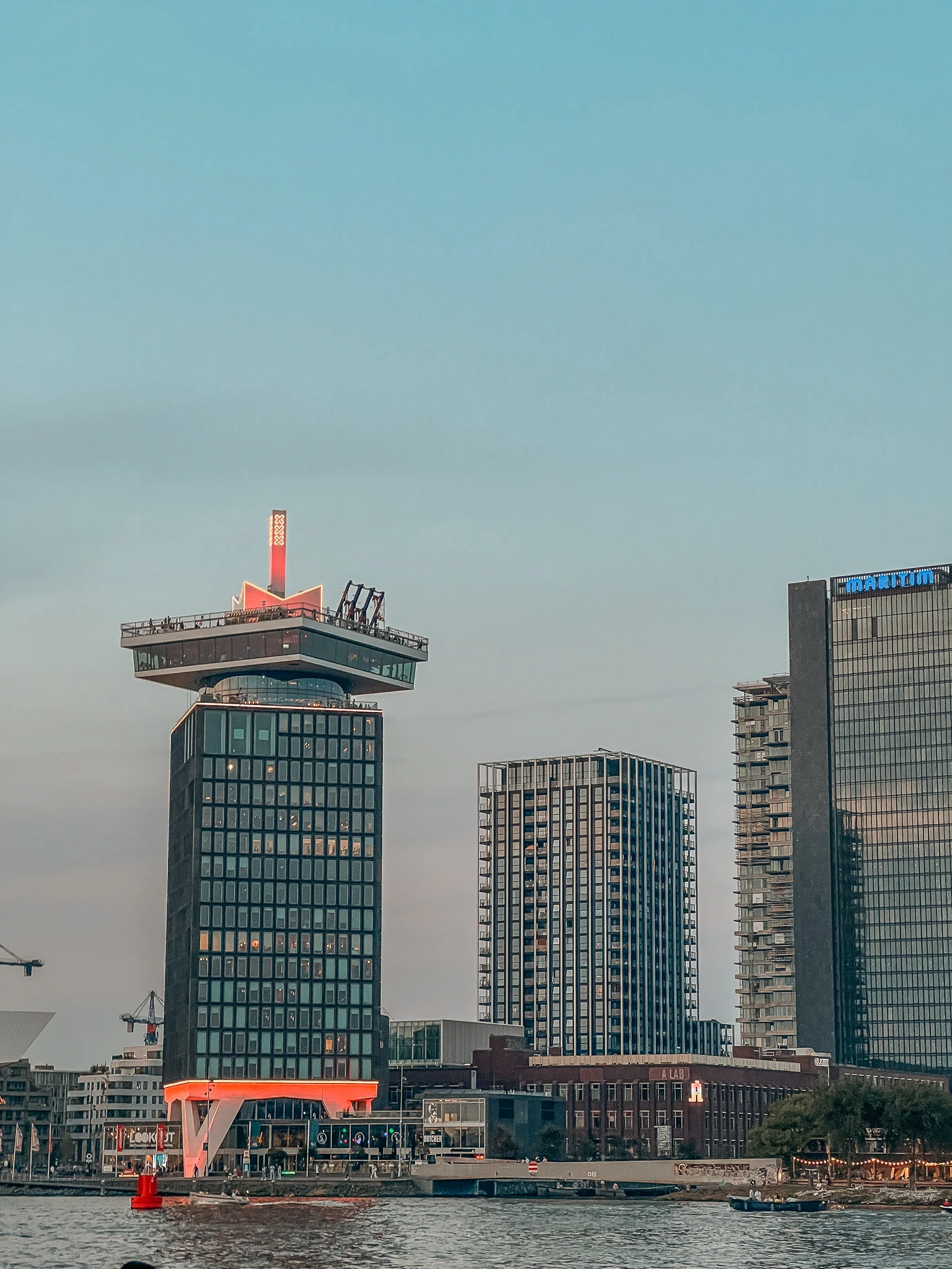 Bob W_Amsterdam Noord_A'DAM Tower at sunset