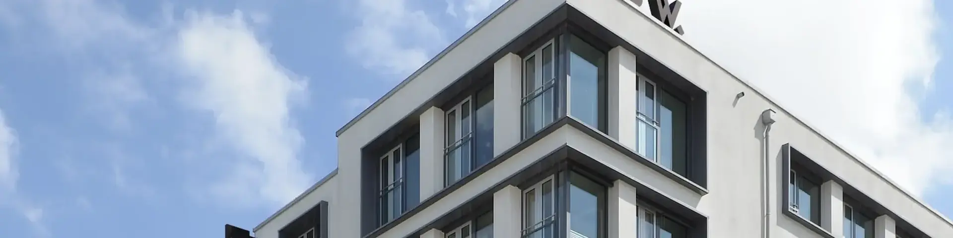 Bob W Munich City West Exterior