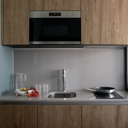 Kitchen view within Bob W London Tower Hill Studios Compact Studio