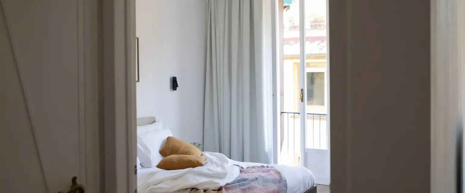 Enjoy restful nights — and cosy breakfasts — in this Queen bed