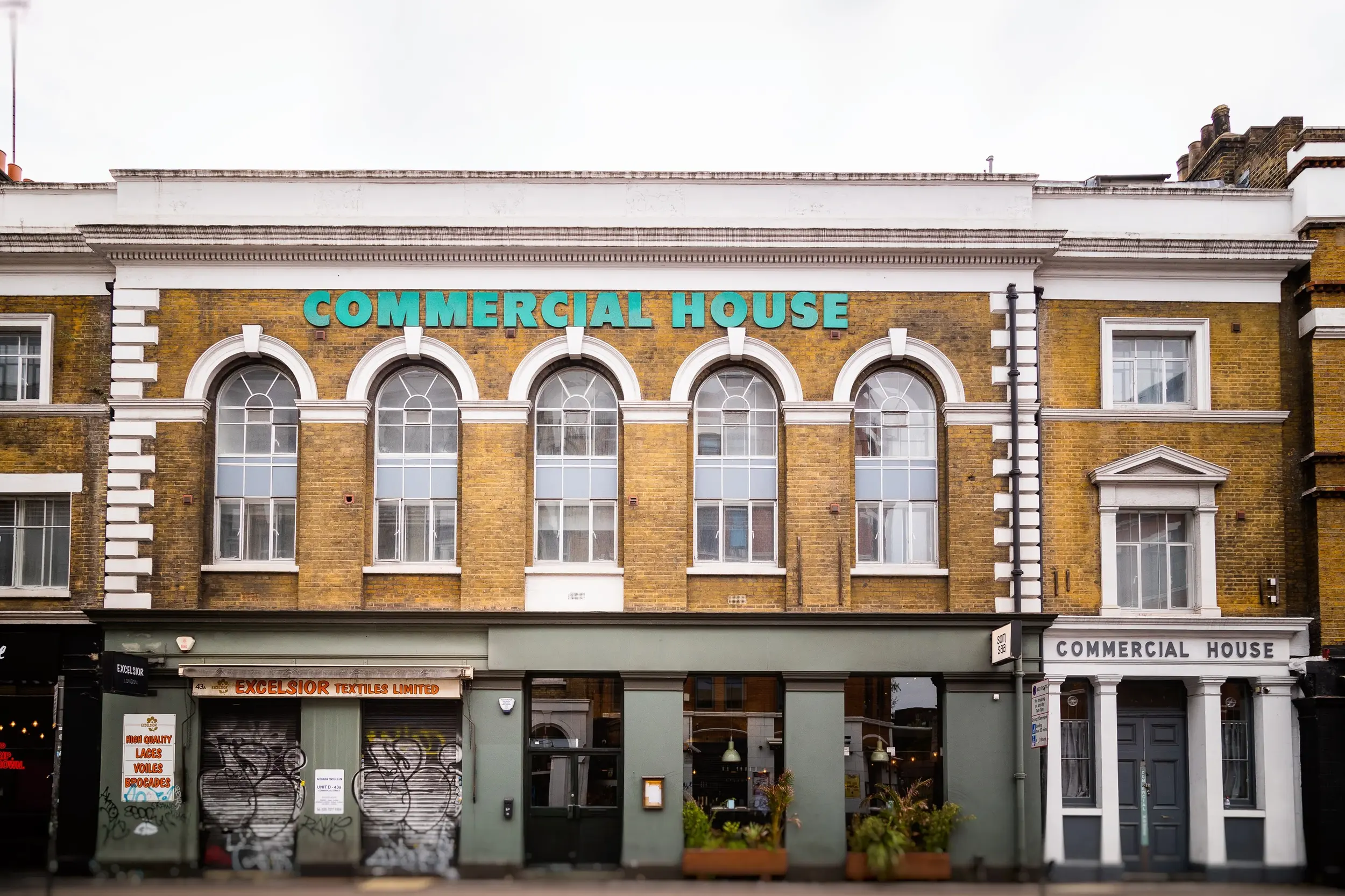 Bob-W-Commercial-House_building_London_United-Kingdom