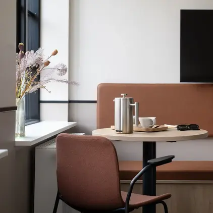 Compact studio Table image