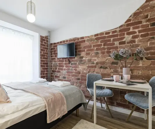 Bob W Tallinn City Centre - Avangard - Compact Studio - Industrial Bedroom