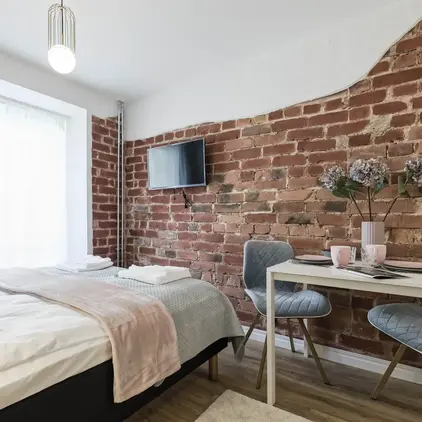 Bob W Tallinn City Centre - Avangard - Compact Studio - Industrial Bedroom