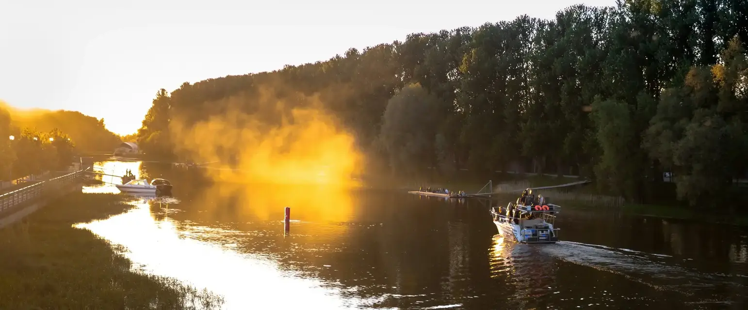 Walk along the Emajõgi River