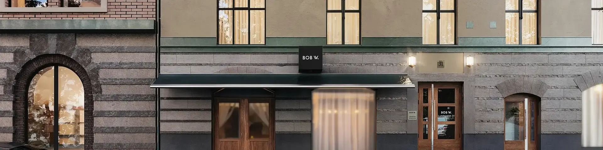 a building with a curved roof