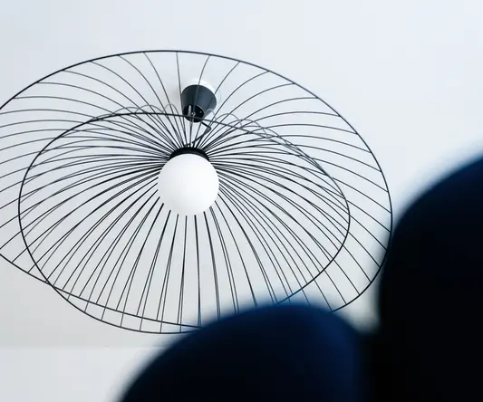 a light fixture on a ceiling