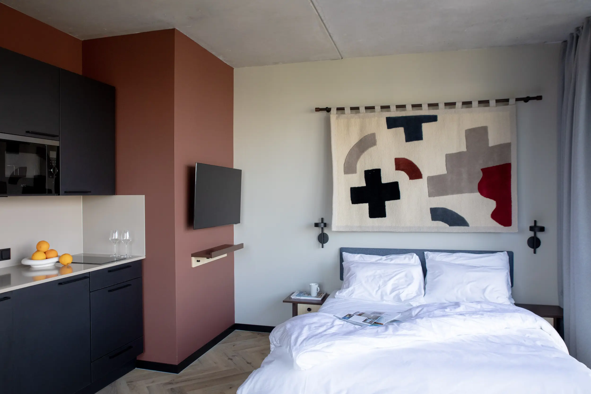 Spacious Studio - 4 People | Bob W Amsterdam Noord