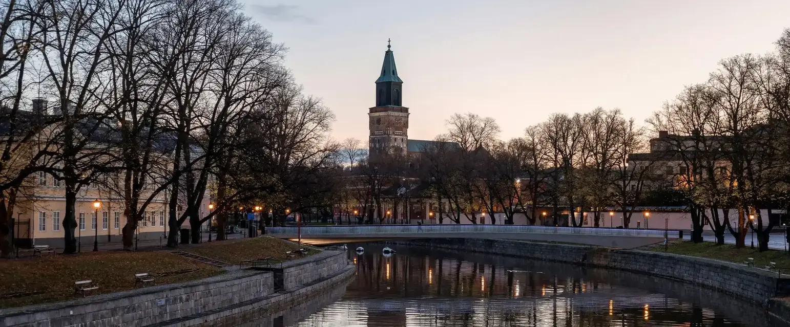 Golden light, riverside paths, and the kind of calm that only Turku evenings can pull off.