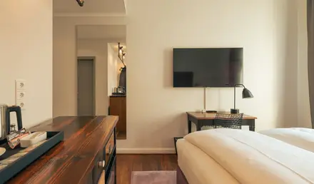 Bob W Berlin Mitte Apartment Entrance