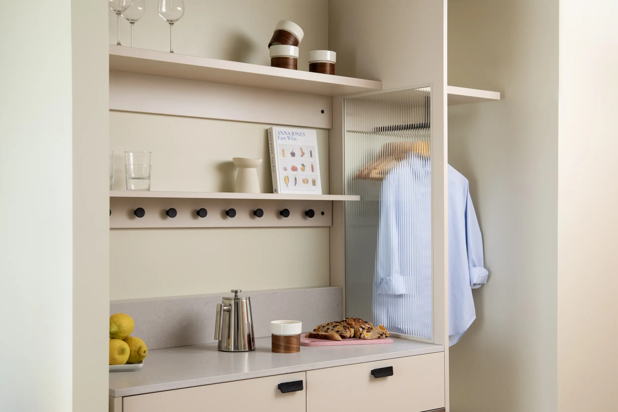 Copy of Comfy_kitchenette_wardrobe_landscape_1.jpg