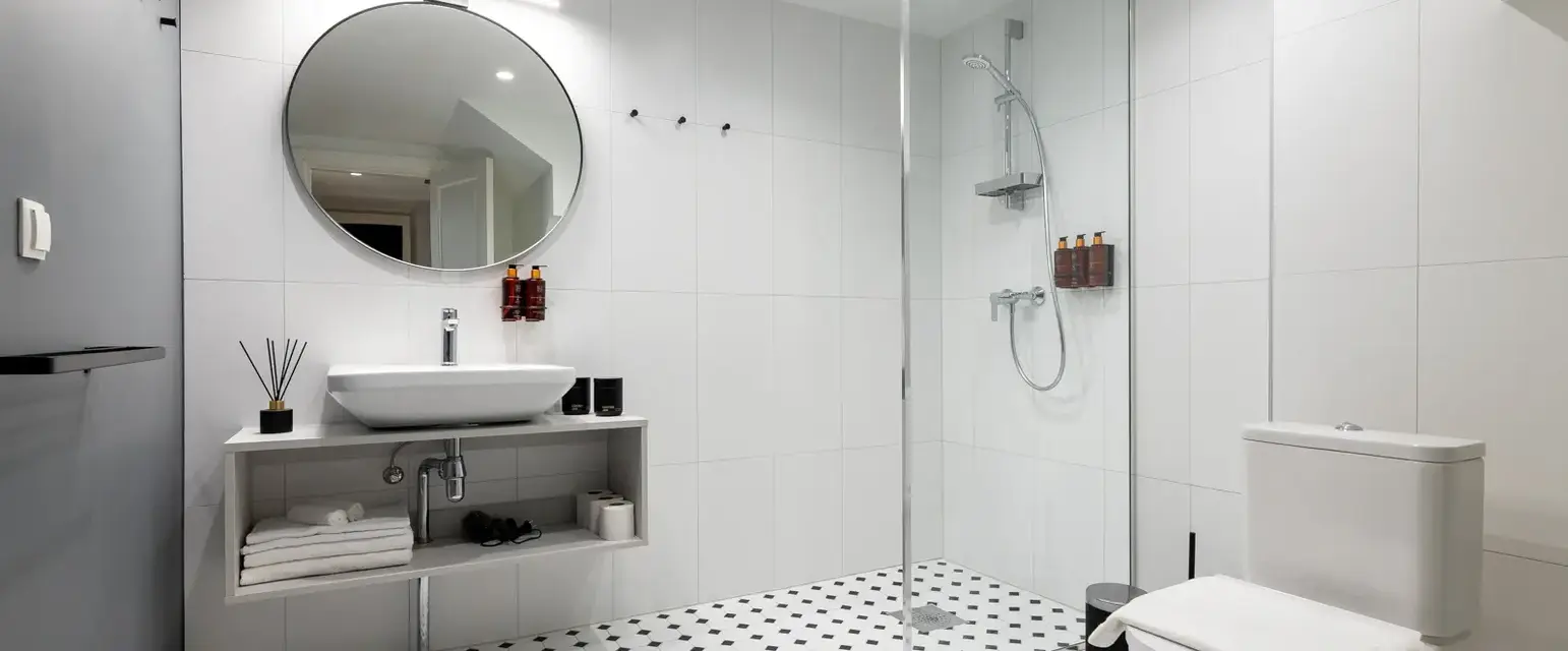 Bob W Tallinn City Centre - Ambassador Bathroom